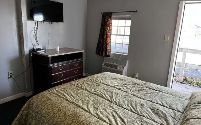 Grand Howell Inn
