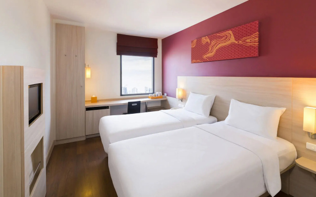 ibis Bangkok Riverside