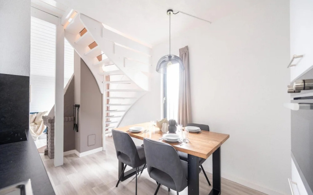 Lavish Holiday Home in Oberhambach