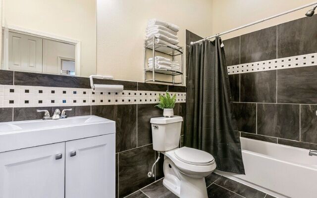 Stylish Condos Close to Art and Culture