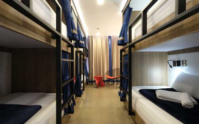 UNWND Boutique Hotel Makati