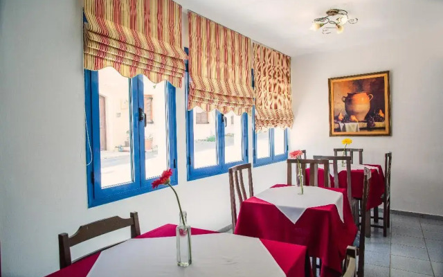 Iliana Hotel