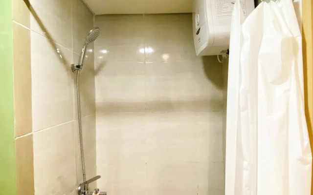 Best Homey 2Br At Meikarta Apartment