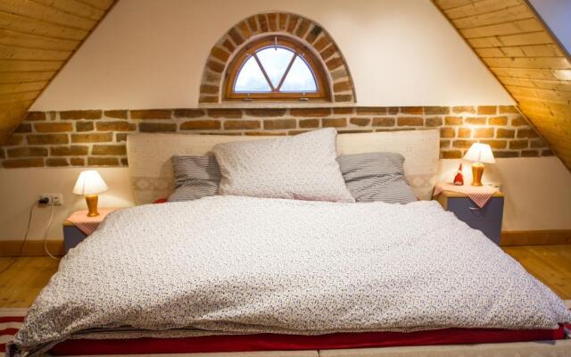 Růžová chalupa u Šimánků