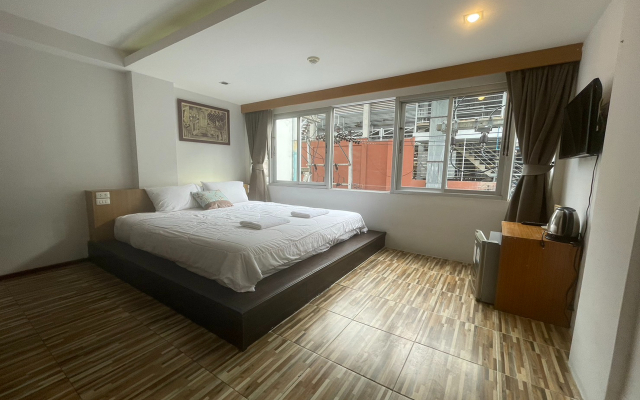 Landmark Patong Hotel by ZUZU