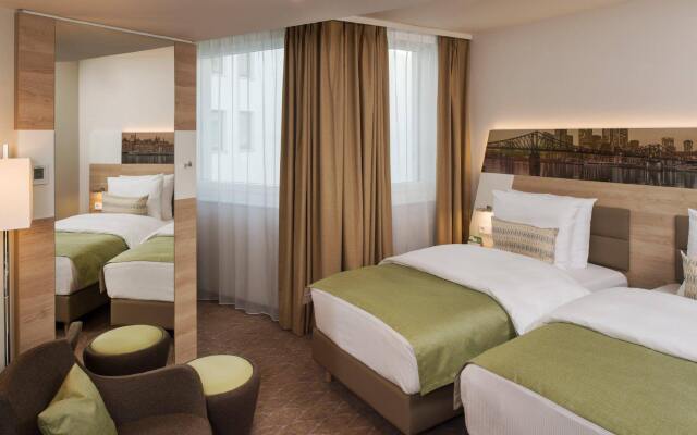 Holiday Inn Frankfurt Airport by IHG