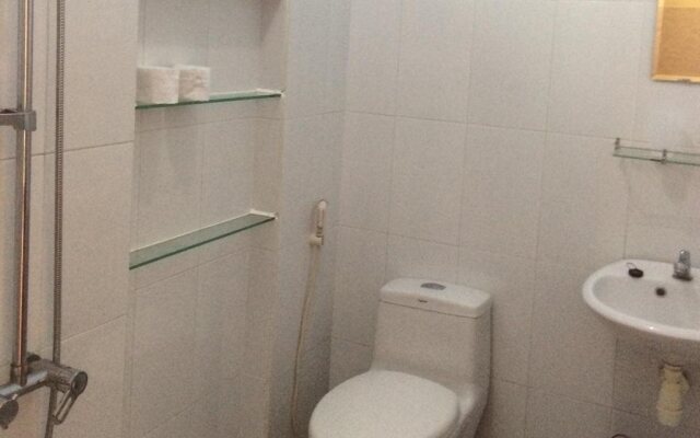 Hung Long Homestay
