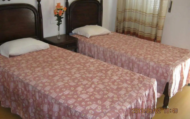Residencial Miradoiro Guest House