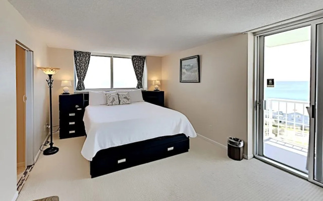 Tristan Towers Condominiums