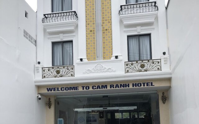 Oyo 697 Cam Ranh Hotel 2