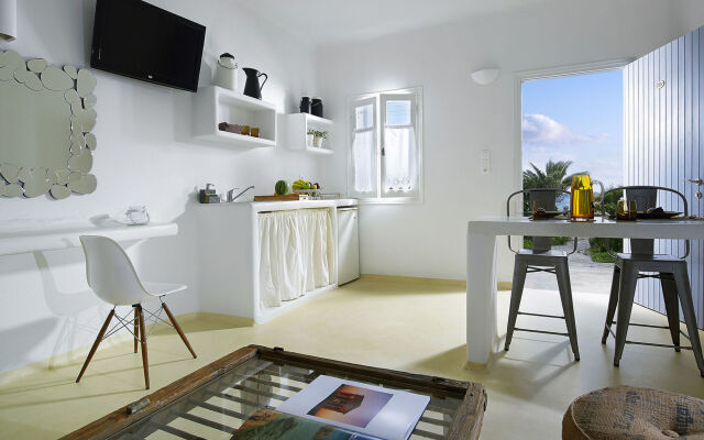 Artemis Seaside Resort