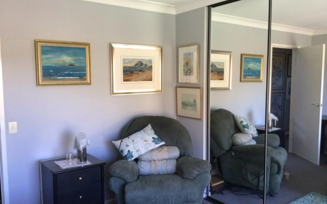 Art House – Guest Rooms – Huonville