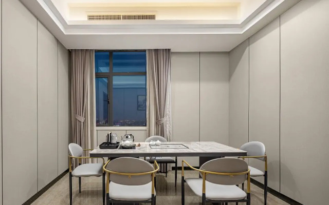 Fuxiang Hotel