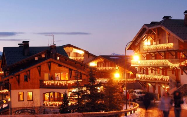 Le Hameau de la Sapinière (MEN603)