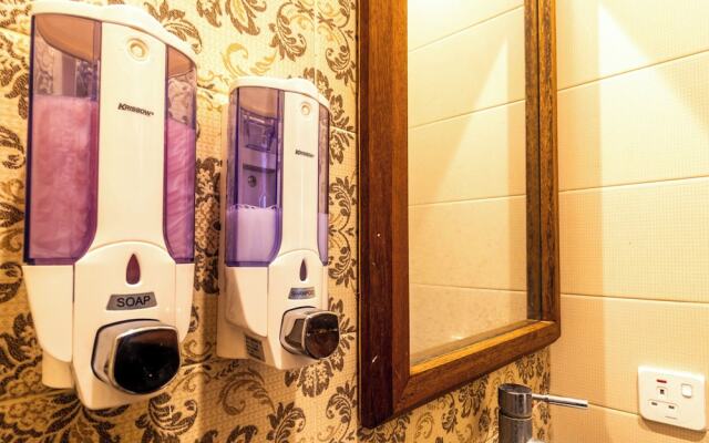 Alam Desa Homestay by AGATA