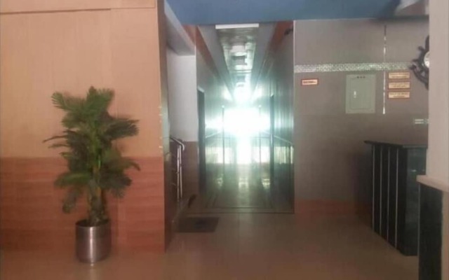 Al Hamrah Hotel
