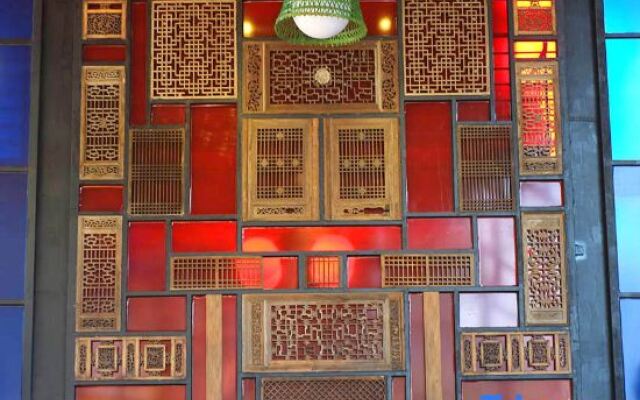 Daxin Mingshi Art Hotel