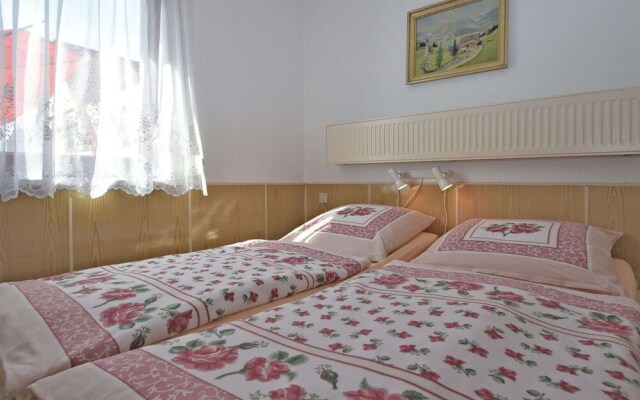 Cozy Holiday Home in Großbreitenbach near Schwarza Valley