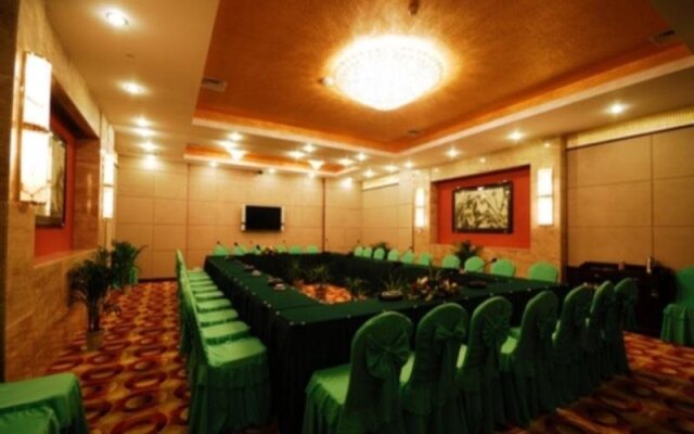 Skyer Gold Coast Hotel