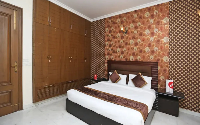 The Red Orchid By OYO Rooms