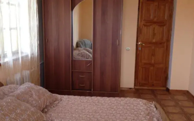 Vardane Villa Guest House