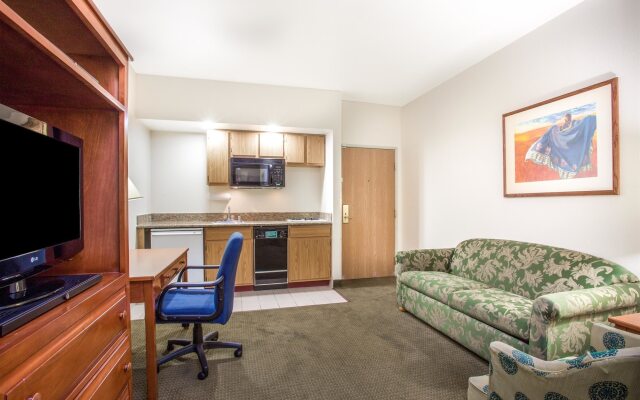 Hawthorn Suites by Wyndham Tempe/Mesa/Phoenix Area
