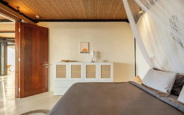 Ahimsa Uluwatu - Ocean View Villa – Guest Rooms – Pecatu