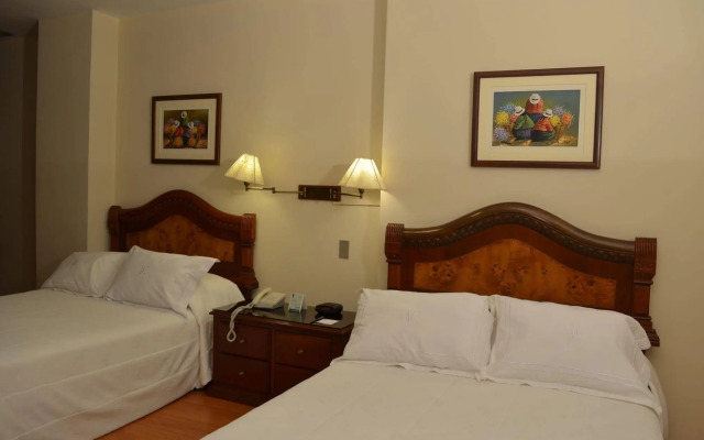 Miraflores Colon Hotel