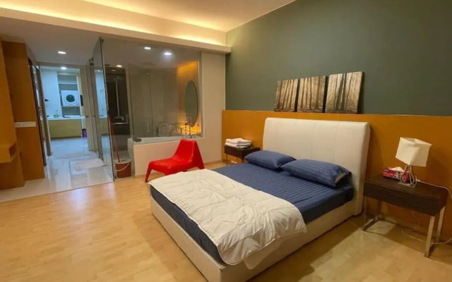 Stylish Romantic Couples Getaway at KL City 1419