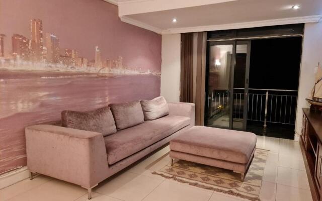 Accommodation Front - Loft Waterfront Penthouse with Ocean Views