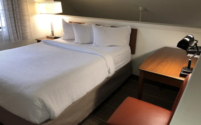 Residence Inn Albany Airport