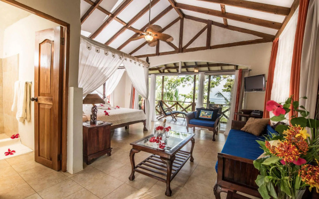 Popa Paradise Beach Resort