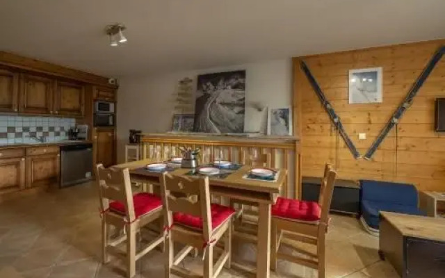 Morrillon 1100 Skis aux pieds