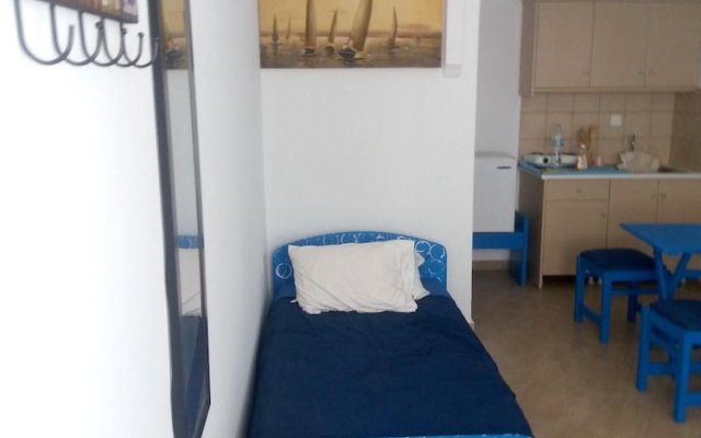 Studio In Naxos - 400 M From The Beach