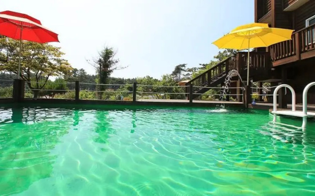 Taean Marimo Pension