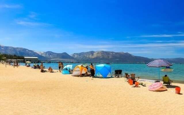 Bijou at the Lake - Amazing Lake Front Complex!