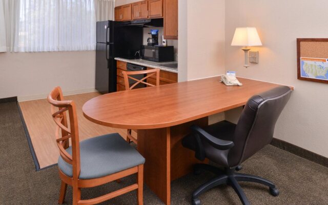 Candlewood Suites San Diego, an IHG Hotel