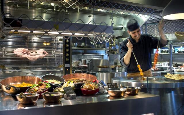 The Park Lane Hong Kong, Autograph Collection