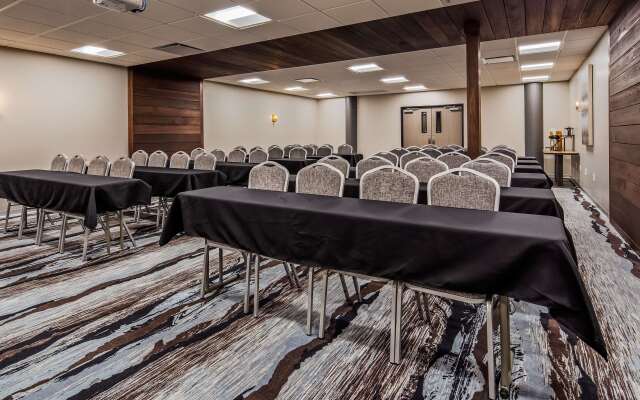 Best Western Premier Ankeny Hotel