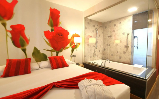 ELE Enara Boutique Hotel