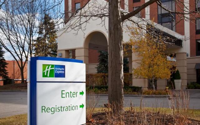 Holiday Inn Express Chicago-Schaumburg