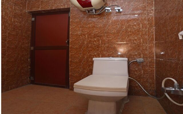 OYO 10667 Prakash Guest House