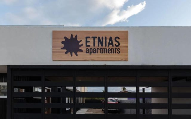 Etnias Apartments