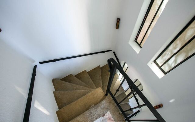 Casa Loma Old Town 3 BR by Casago