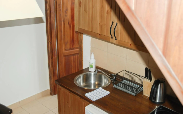 Modryna - Modrzewiowy Dom