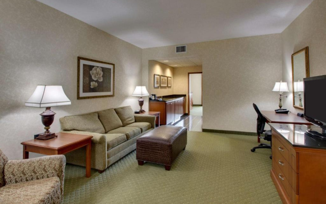 Drury Inn & Suites St. Louis Arnold