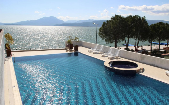Kaunos Hotel