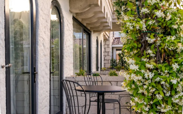 Cemal Alaçatı Hotel