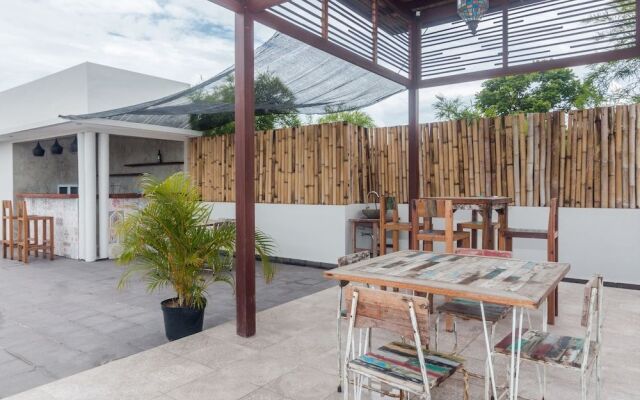 ZEN Rooms Seminyak Kayu Jati