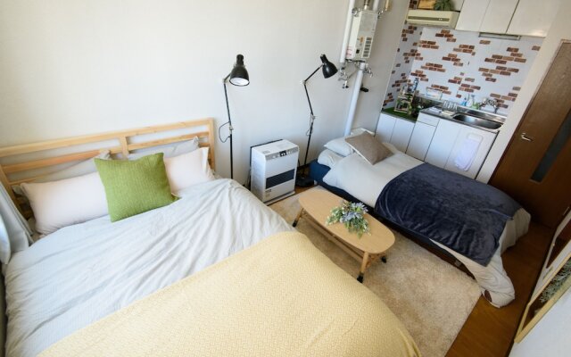 Grandeur South Room102201